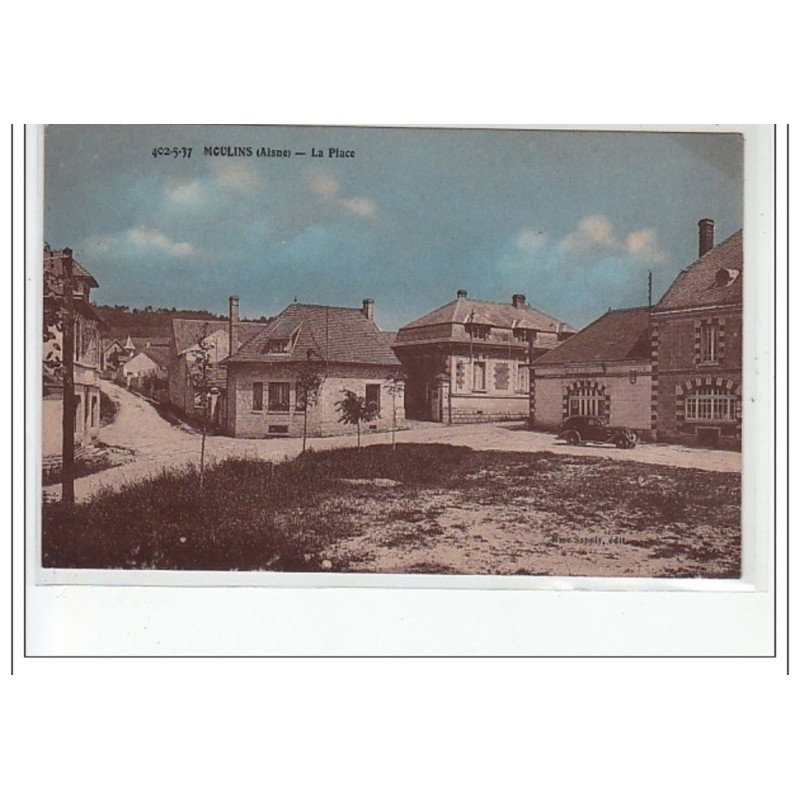 MOULINS - La Place - très bon état