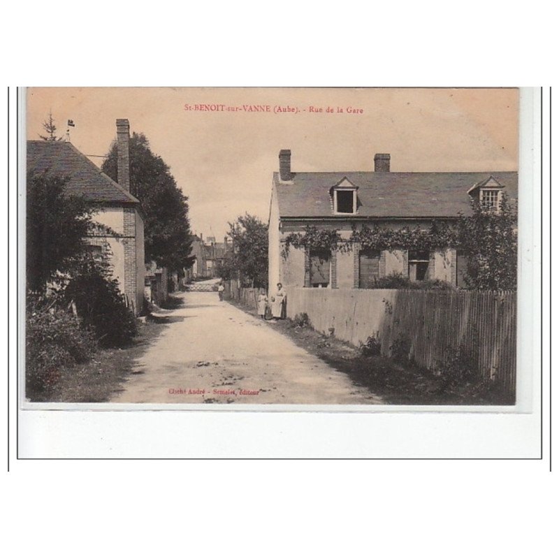 SAINT BENOIT SUR VANNE - Rue de la Gare - très bon état SAINT BENOIT SUR VANNE - Rue de la Gare - très bon état