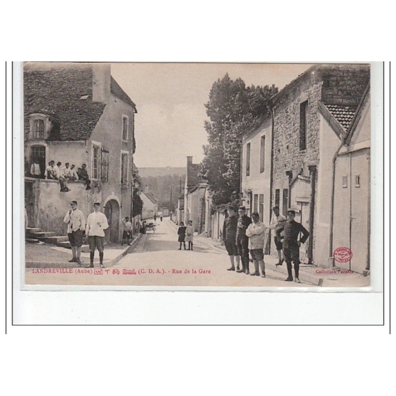 LANDREVILLE - Rue de la Gare - très bon état