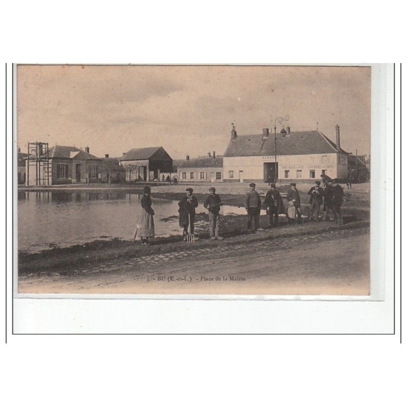 BU - Place de la Mairie - très bon état