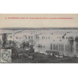 Les Inondations, Décembre 1910 - Vue panoramique de la Vallée de la Loire prise de SAINT SEBASTIEN - très bon état