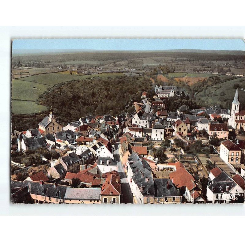 CHANTELLE LE CHATEAU : Vue générale aérienne, l'Eglise et l'Abbaye - très bon état CHANTELLE LE CHATEAU : Vue générale aérienne, l'Eglise et l'Abbaye - très bon état