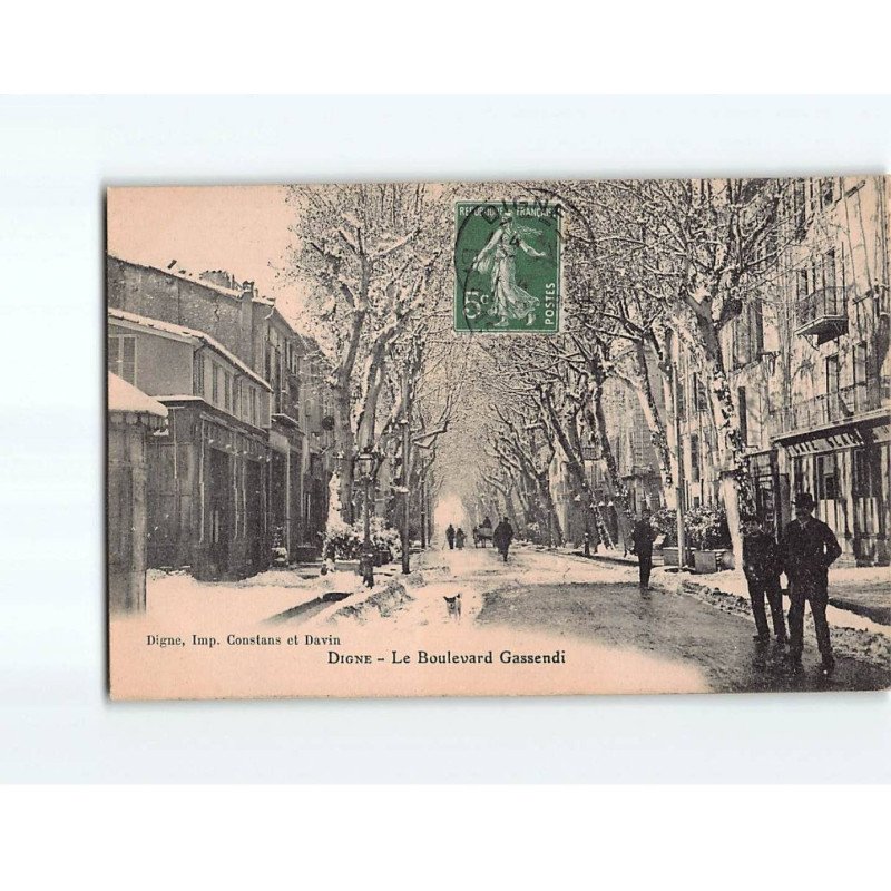 DIGNE : Le Boulevard Gassendi - très bon état