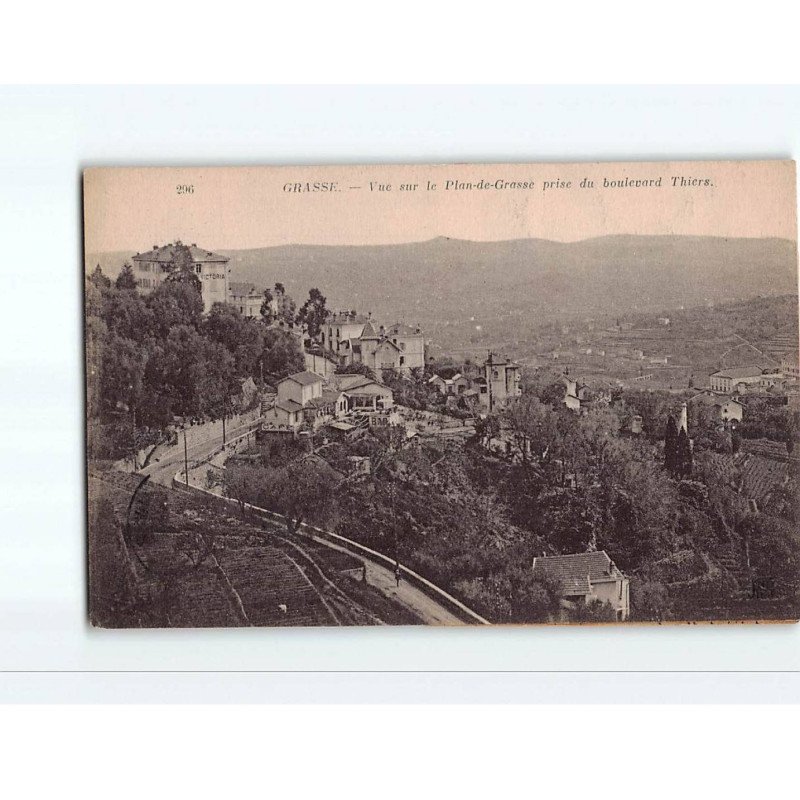 GRASSE : Vue sur le Plan de Grasse, prise du Boulevard Thiers - très bon état