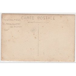 NOIRMOUTIER : carte photo d'un photographe en pleine action (même personnage) - très bon état