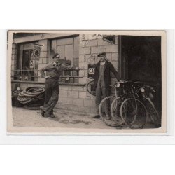 MONTLUCON : carte photo d'un garage automobile et cycles - très bon état