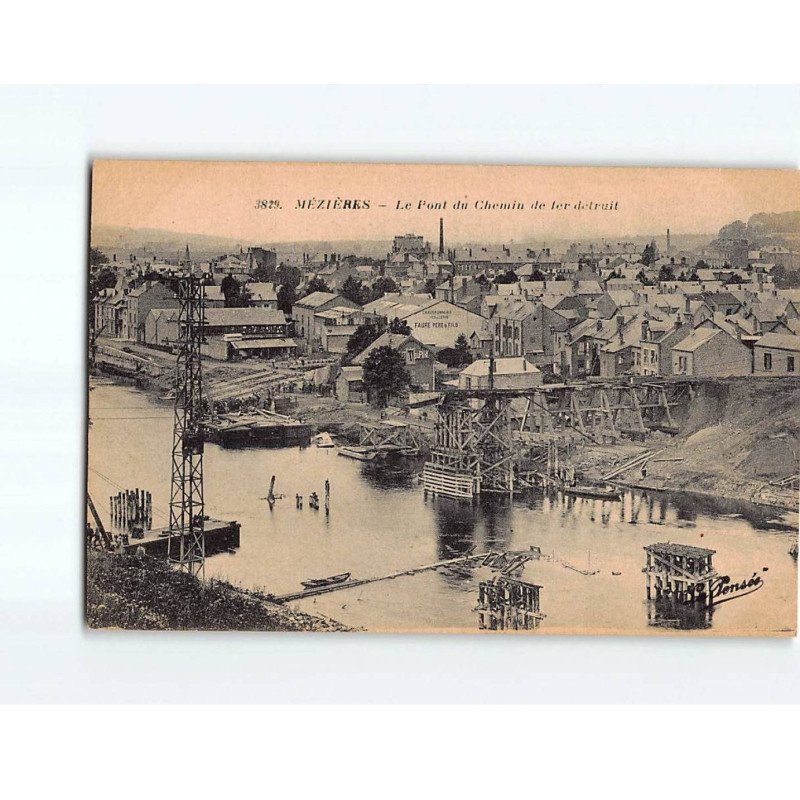 MEZIERES : Le pont du Chemin de Fer détruit - très bon état