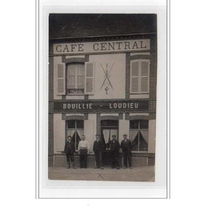 PONTGOUIN : carte photo du Café Central - Bouillie Loudieu - très bon état
