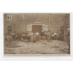 SAINT MALO : carte photo du personnel de la maison VAILLANT - très bon état