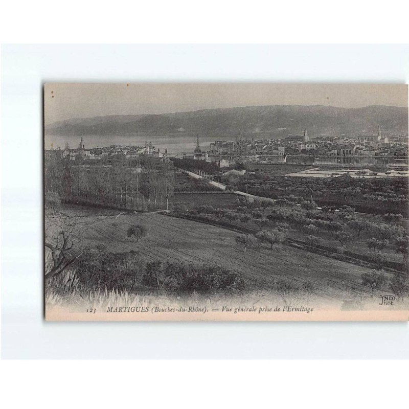 MARTIGUES : Vue générale prise de l'Ermitage - très bon état