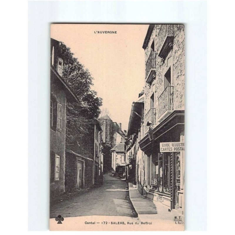 SALERS : Rue du Beffroi - très bon état