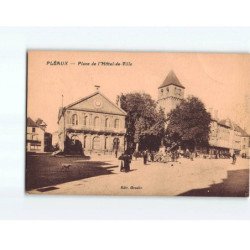 PLEAUX : Place de l'Hôtel de Ville - très bon état