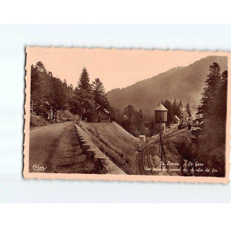 LE LIORAN : La Gare, vue prise du tunnel du Chemin de fer - très bon état LE LIORAN : La Gare, vue prise du tunnel du Chemin de fer - très bon état