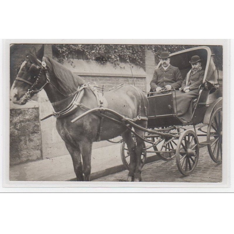 PARIS : carte photo d'un attelage vers 1910 - très bon état PARIS : carte photo d'un attelage vers 1910 - très bon état