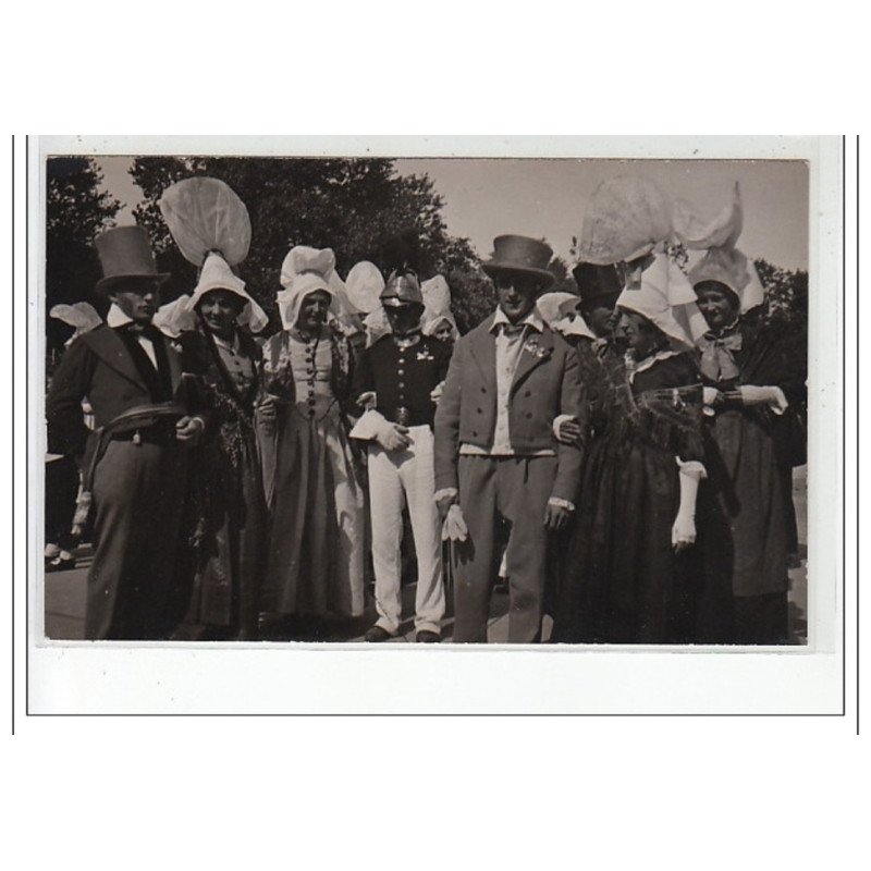 ENVIRONS DE COUTAINVILLE - CARTE PHOTO Env. 1930 - FETES - très bon état