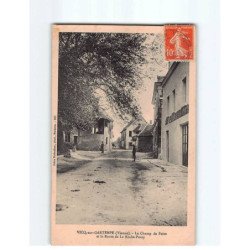 VICQ SUR GARTEMPE : Le champ de Foire et la route de la Roche-Posay - très bon état