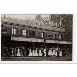 NEUILLY SUR SEINE : carte photo de la grande épicerie centrale SINGEOT vers 1910 - très bon état