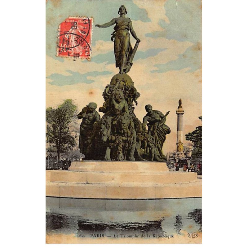 PARIS - Le Triomphe de la République - très bon état