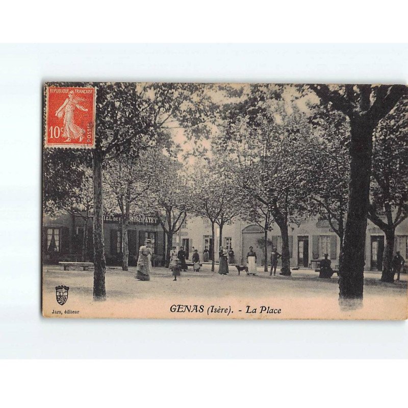 GENAS : La place - très bon état GENAS : La place - très bon état