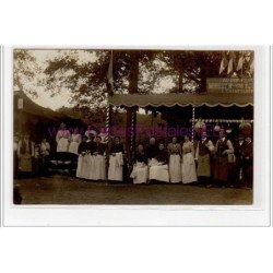 SAINT GERMAIN EN LAYE : carte photo du restaurant MORIZET à Chantaloup pendant les fêtes vers 1910 - très bon état