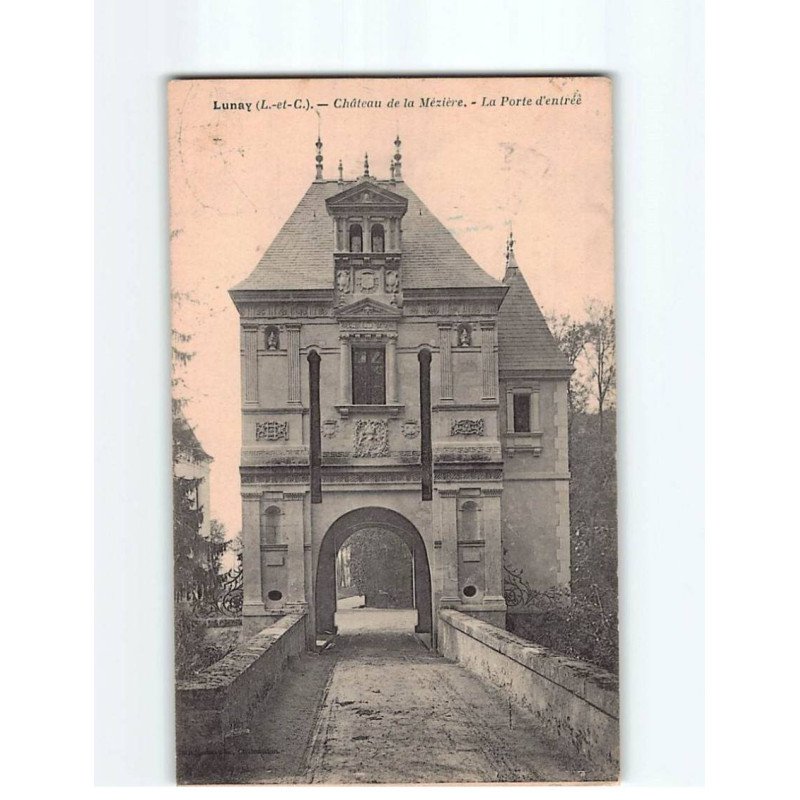 LUNAY : Château de la Mézière, la porte d'entrée - état