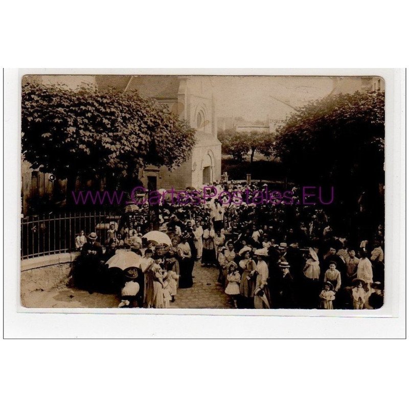 NOGENT SUR MARNE : carte photo d'une sortie de messe en 1905 - très bon état