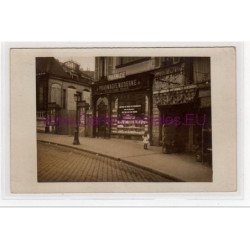 PARIS : carte photo de la pharmacie moderne et du cabaret du Rat Mort place Pigalle vers 1910 - très bon état