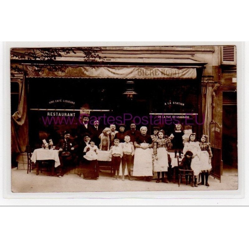PARIS : carte photo d'un café certainement rue de Vaugirard - très bon état PARIS : carte photo d'un café certainement rue de Vaugirard - très bon état
