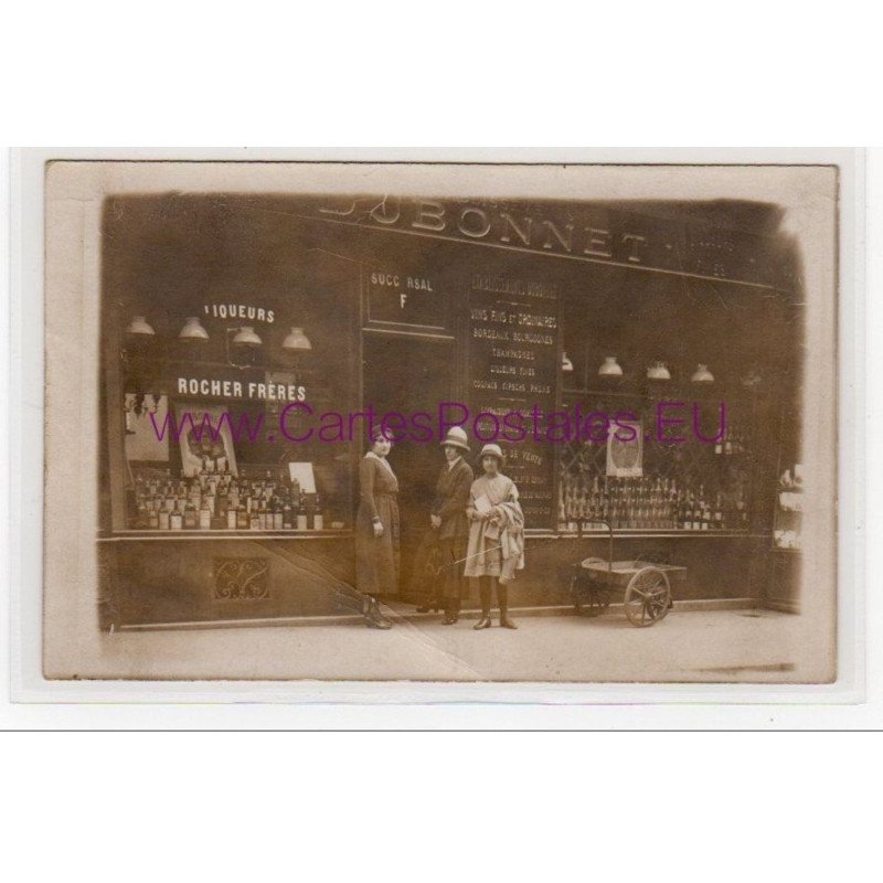 PARIS : carte photo du marchand de Vins DUBONNET au 199 rue de Vaugirard - très bon état