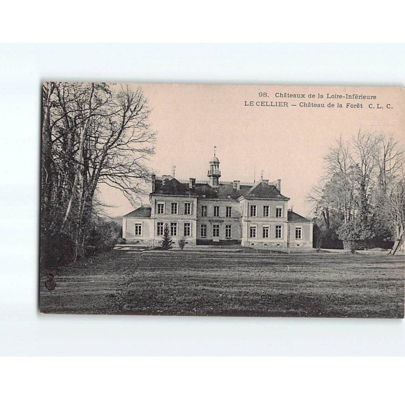 LE CELLIER : Château de la Forêt - très bon état