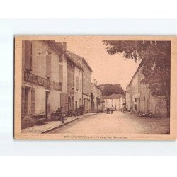 PUY L'EVEQUE : Avenue des Marronniers - état