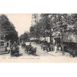 PARIS - Avenue de Saint Ouen - très bon état