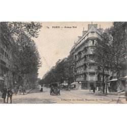 PARIS - Avenue Niel - très bon état