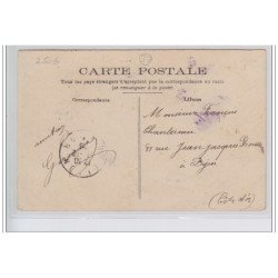 TOURS (série des métiers de Tours n°596) : le facteur - bon état (un minuscule manque en haut a gauche)