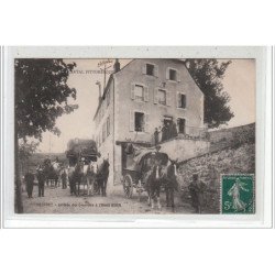PIERREFORT - Arrivée des Courriers à l'Hôtel Riom - très bon état