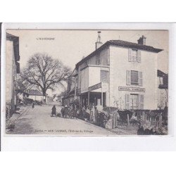 JUSSAC: l'entrée du village - très bon état