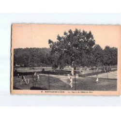 BAGNOLES DE L'ORNE : Les tennis de l'Hôtel du Parc - très bon état