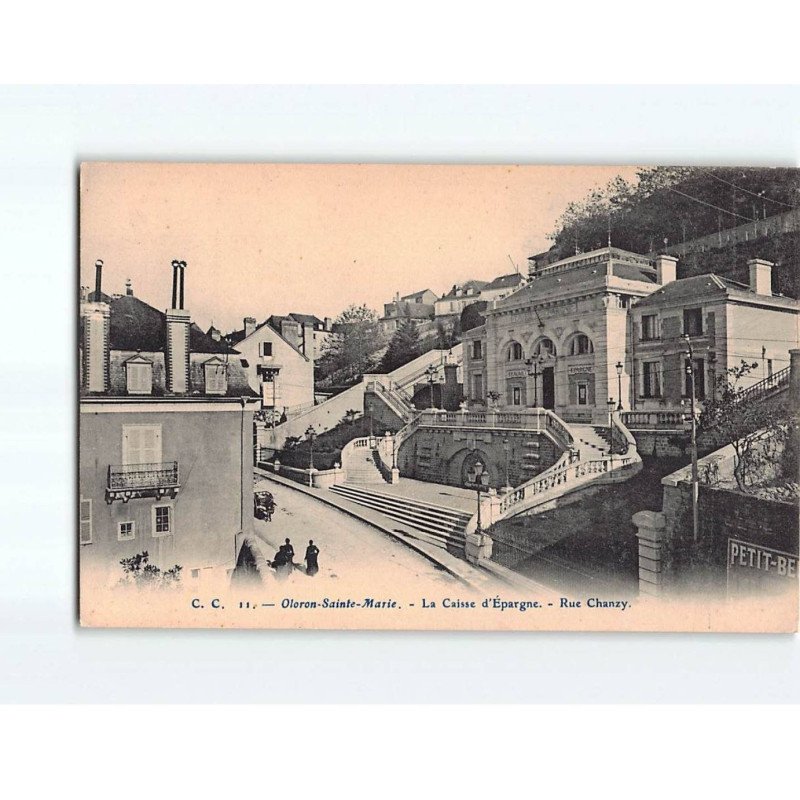 OLORON SAINTE MARIE : La Caisse d'Epargne, rue Chanzy - très bon état OLORON SAINTE MARIE : La Caisse d'Epargne, rue Chanzy - très bon état
