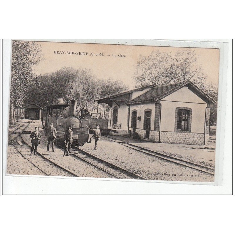 BRAY SUR SEINE - La Gare - très bon état