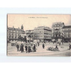 LE MANS : Place de la République - très bon état