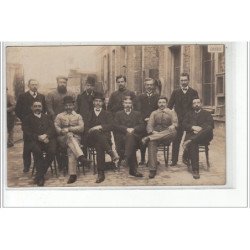 SAINT PIERRE DE VAUVRAY - CARTE PHOTO - Groupe d'hommes (Ets Labelle ?) - très bon état