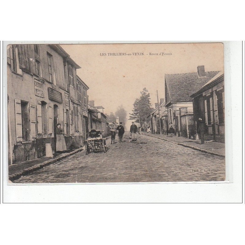 LES THILLIERS EN VEXIN - Route d'Ecouis - très bon état