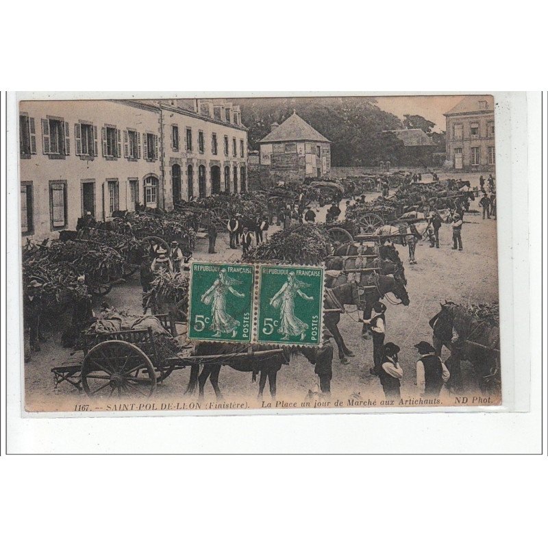 SAINT POL DE LEON - La Place un jour de marché aux artichauts - très bon état