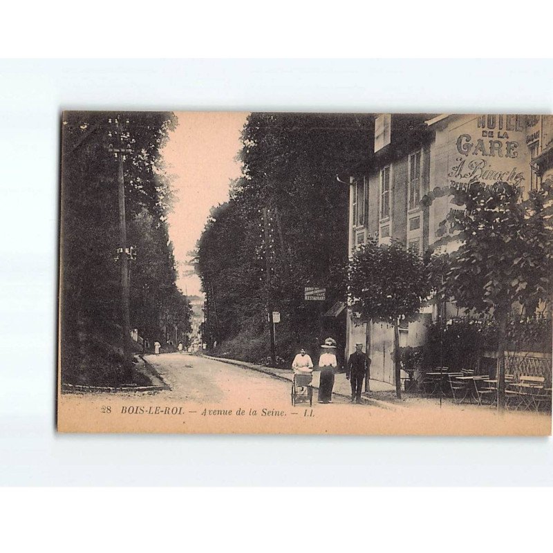 BOIS LE ROI : Avenue de la Seine - très bon état