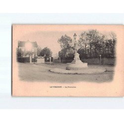 LE VESINET : La Fontaine - très bon état