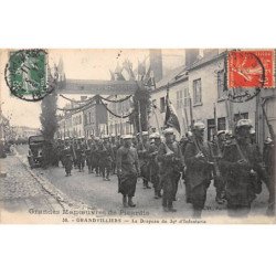 Grandes Manoeuvres de Picardie - GRANDVILLIERS - Le Drapeau du 39e d'Infanterie - très bon état