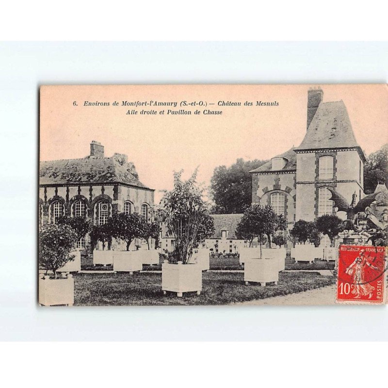Château des MESNULS : Aile droite et pavillon de chasse - très bon état Château des MESNULS : Aile droite et pavillon de chasse - très bon état