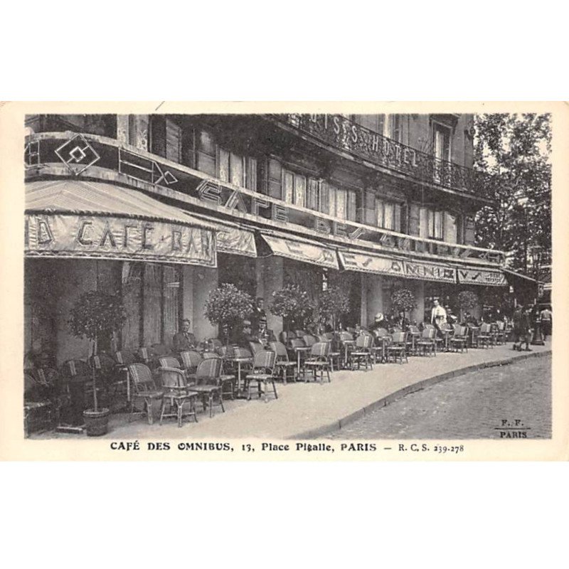 PARIS - Café des Omnibus - Place Pigalle - F. F. - très bon état