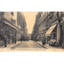 PARIS - Rue des Dames prise de l'Avenue de Clichy - très bon état