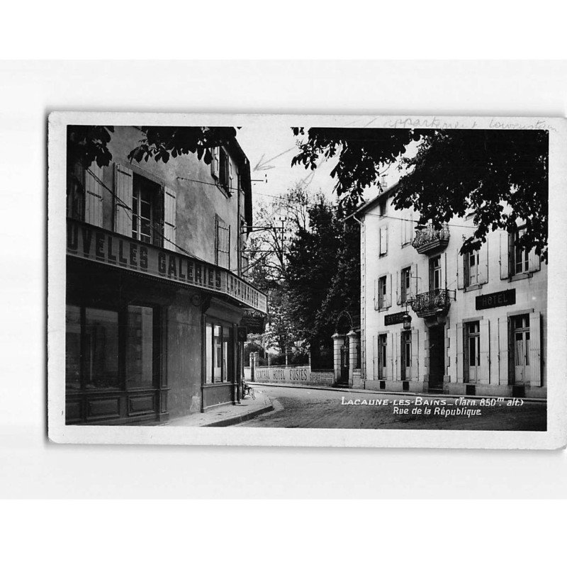 LACAUNE LES BAINS : Rue de la république - très bon état